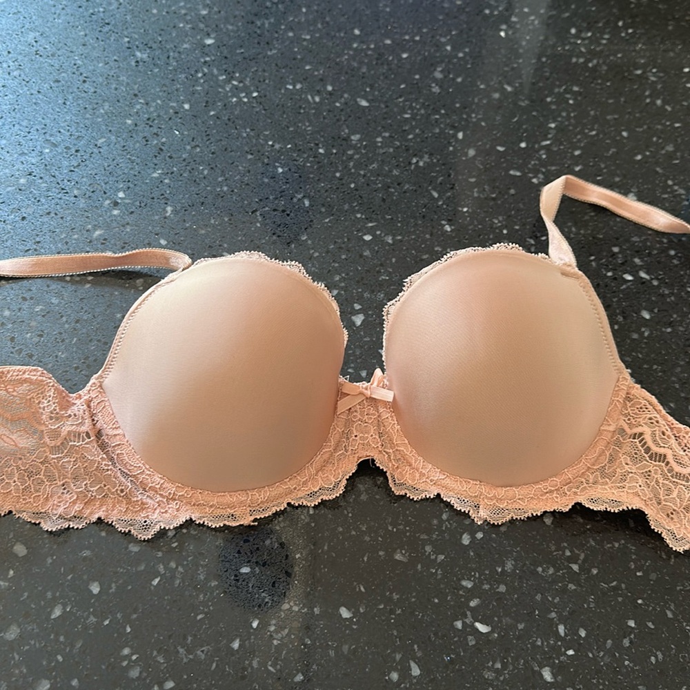 Victoria Secret dream angels lined Demi 34c